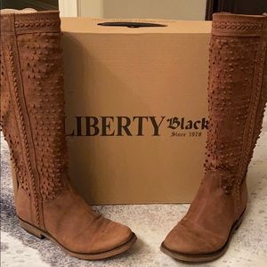 Liberty Black Boots 👢